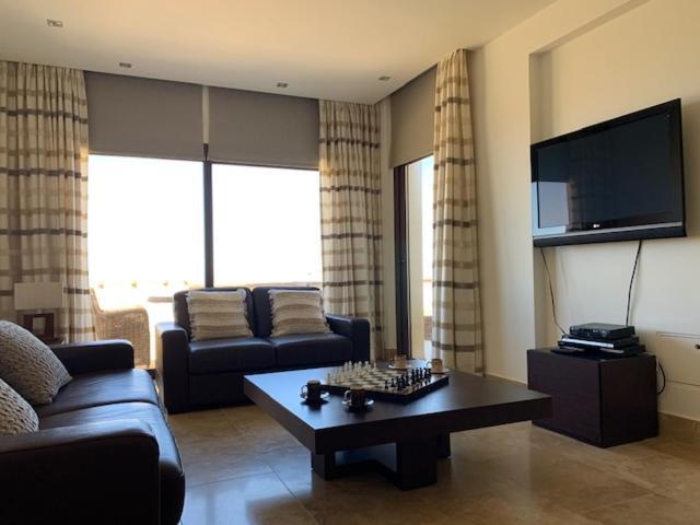 Beau Views Seven Apartment Peyia Luaran gambar