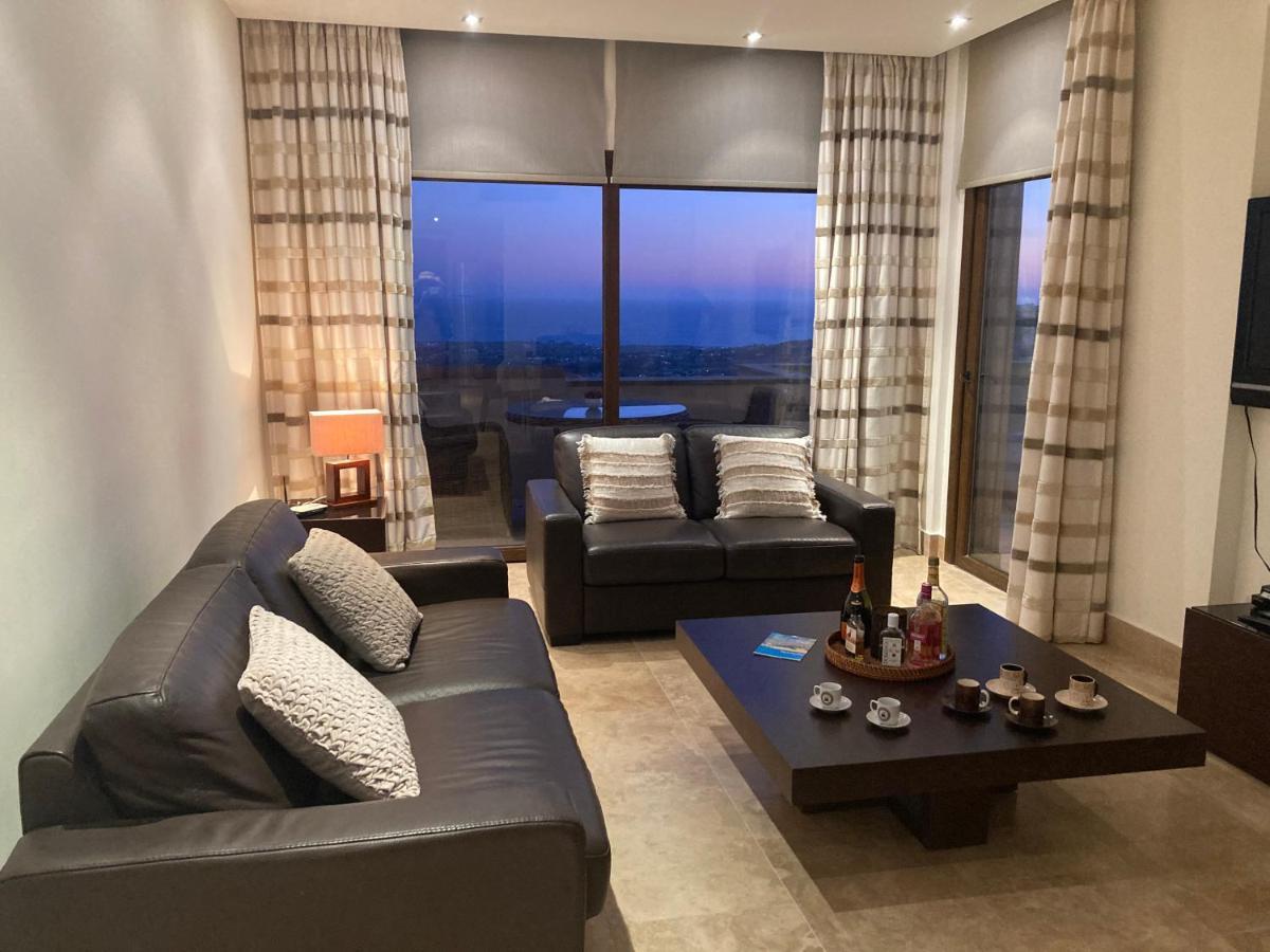 Beau Views Seven Apartment Peyia Luaran gambar