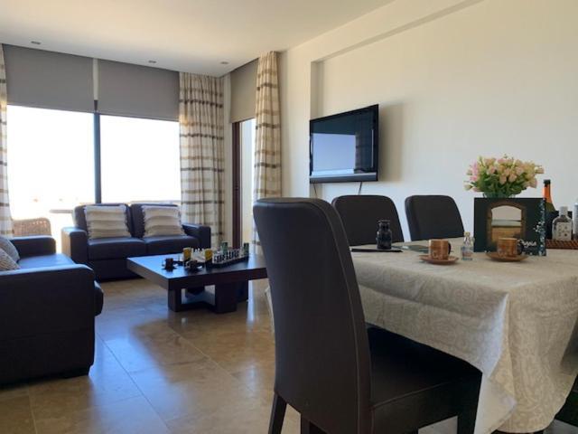 Beau Views Seven Apartment Peyia Luaran gambar